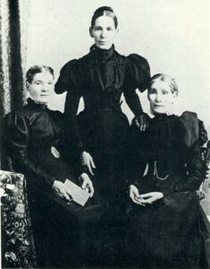Sarah, Christina, & Agnes MacEachern